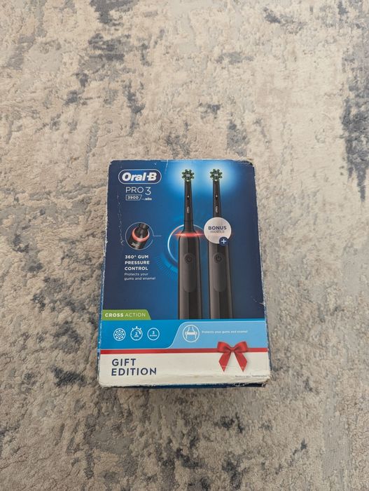 Periuța Dinți Oral B Pro 3 - Noi -