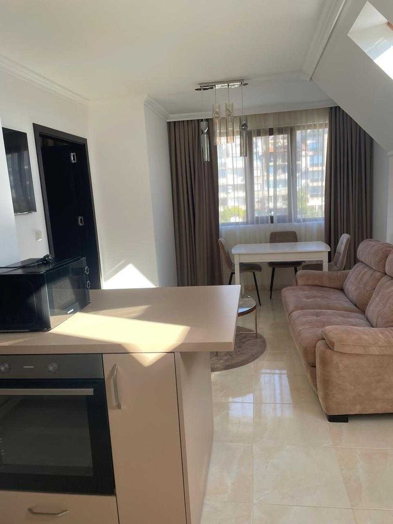 Продава се Тристаен апартамент в Свети Влас - 112 кв.м за 1697 €/кв.м - Снимка #3