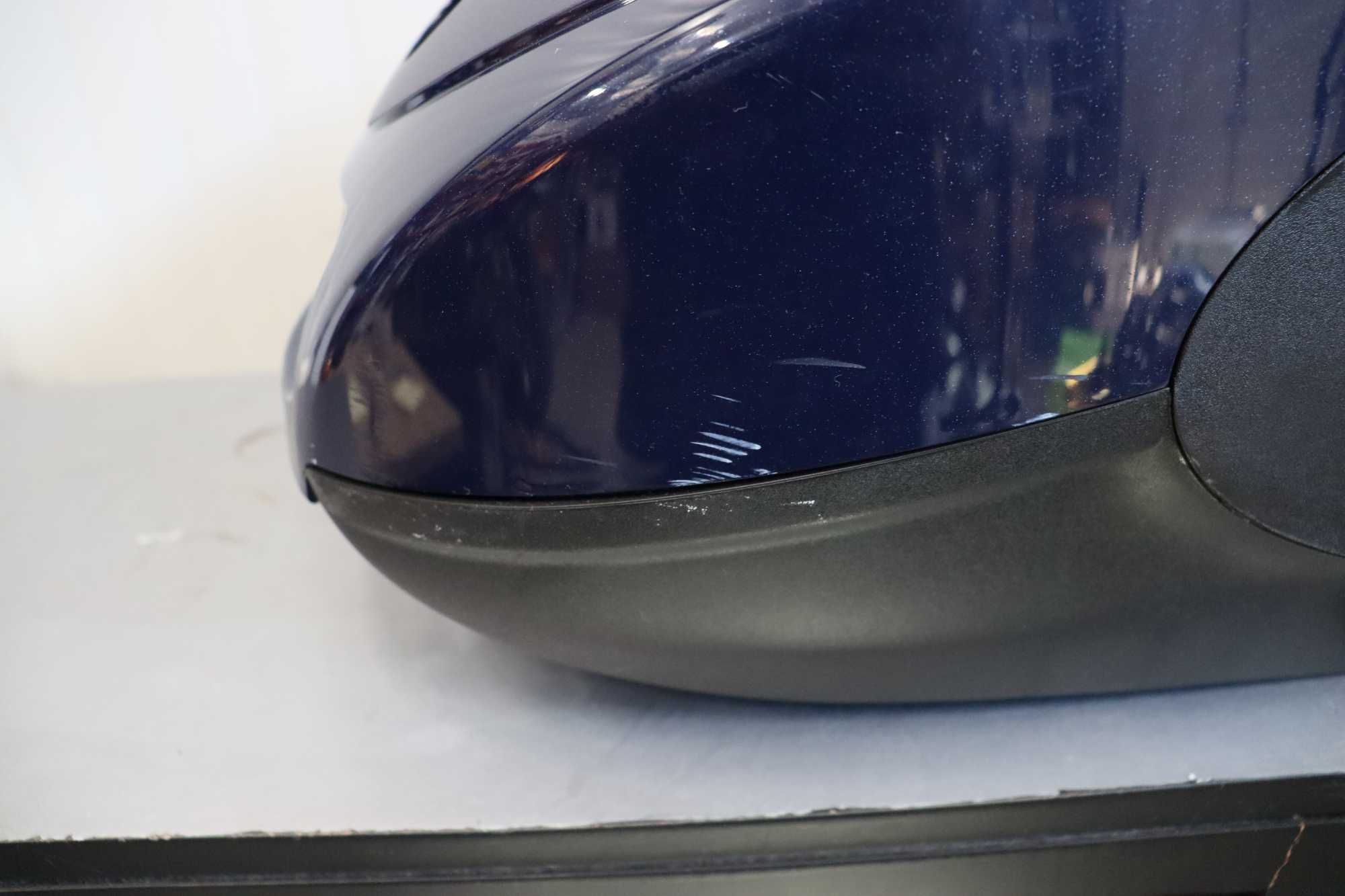 Прахосмукачка Siemens VS06B1110 Synchropower, 4 литра, синя