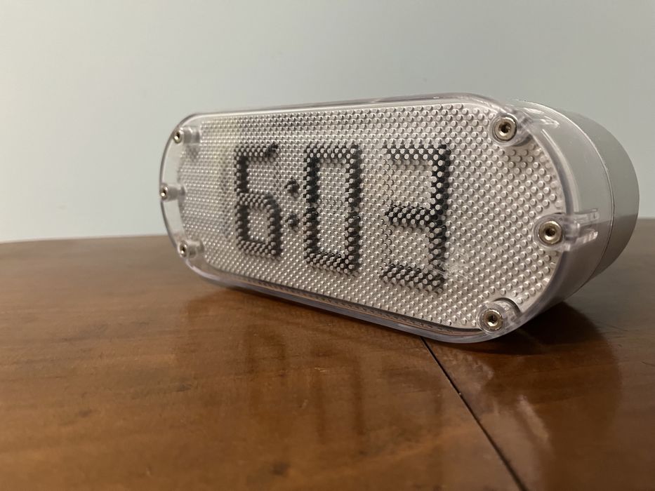 Настолен часовник / DAKA Pinclock / 90-те