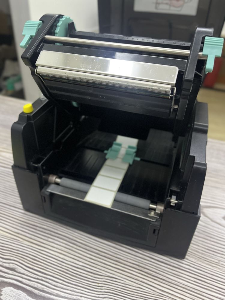 Принтер Godex EZ120 в идеалном состоянии