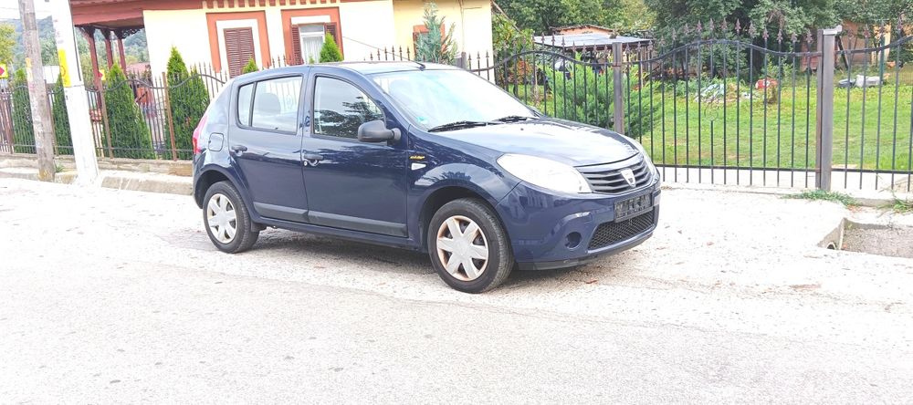 Dacia Sandero An 2010 Motor 1,2 Benzină Mpi Climă Servo Stare Perfectă