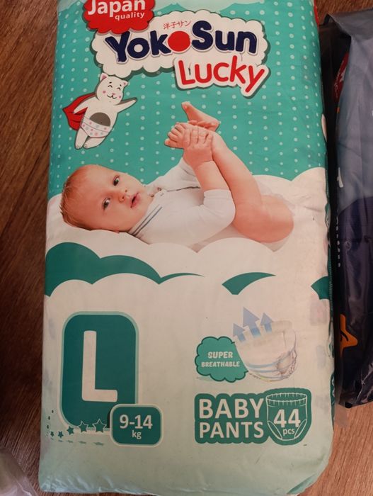 Подгузники  yokosun  L размер , 44шт , новые. В упаковке