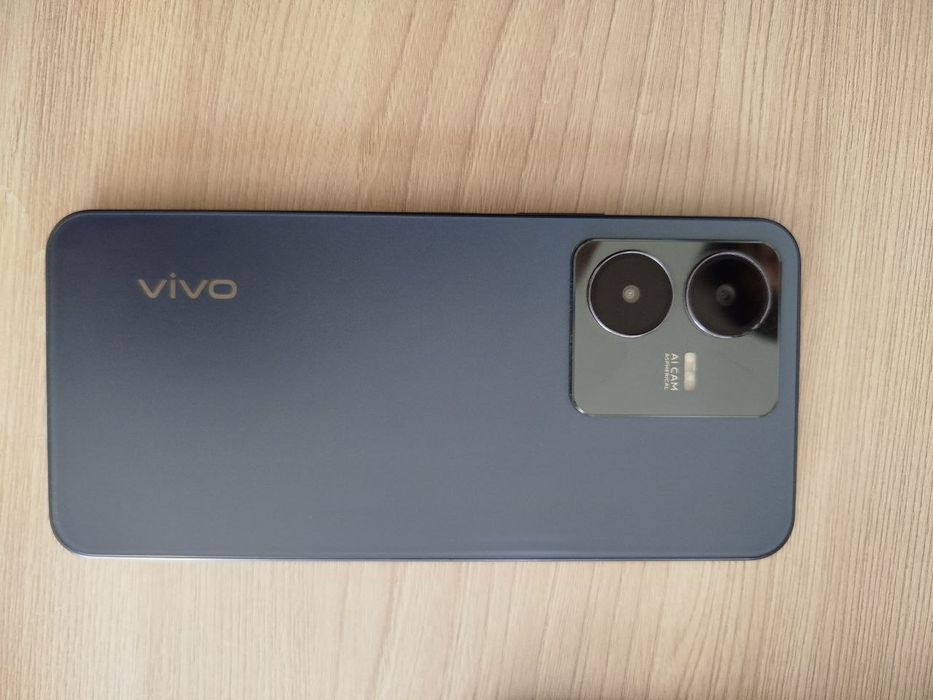 Vivo y22 telefoni