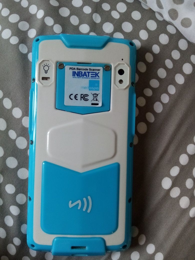 Telefon mobil și schaner
