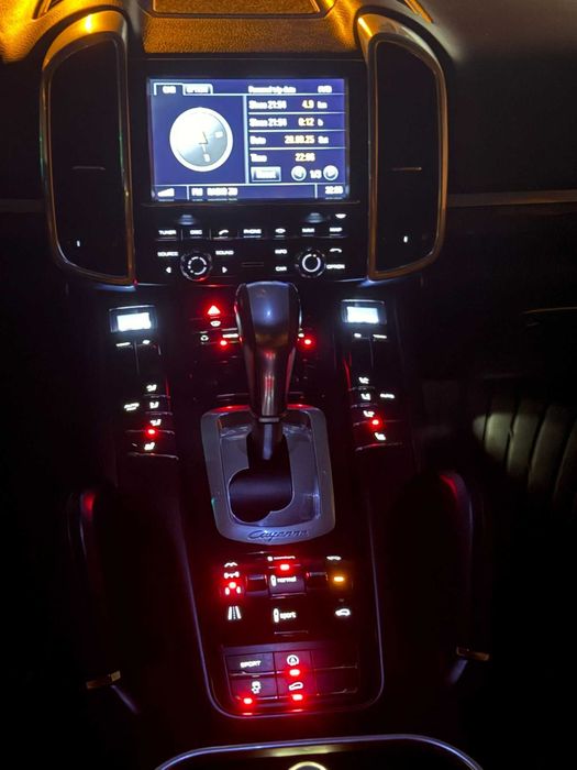 Porsche Cayenne 2011 / 3.0d / euro 5