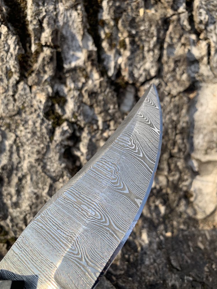 Колекционерско ножче от дамасйа стомана