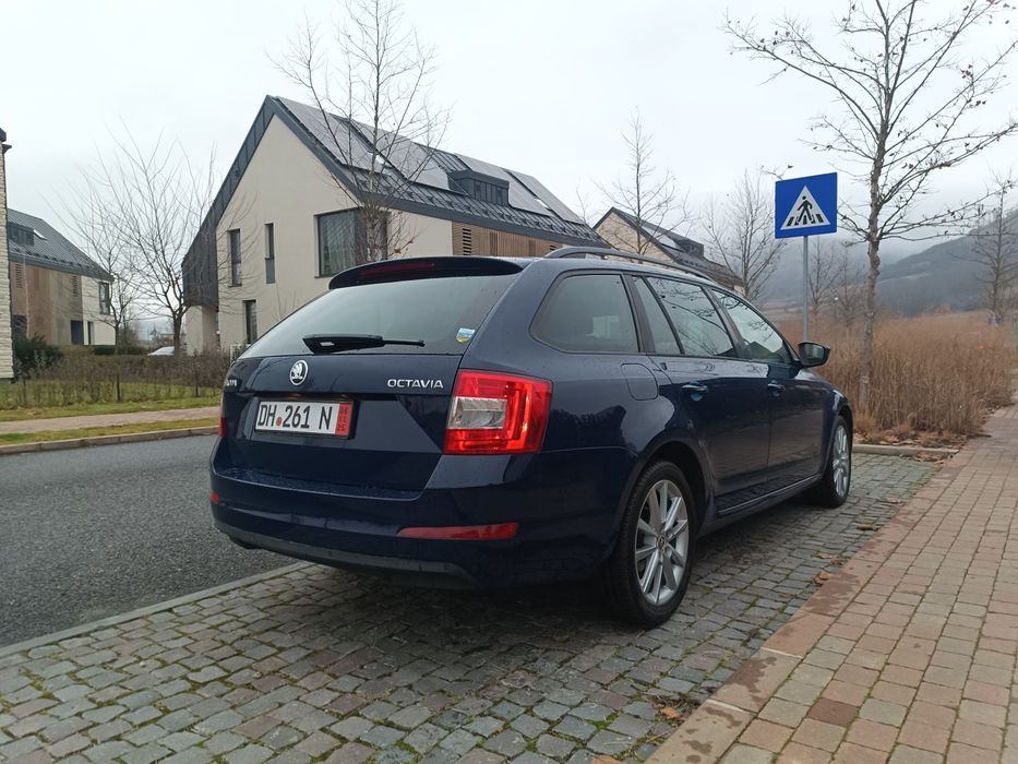 Vând Skoda Octavia 3