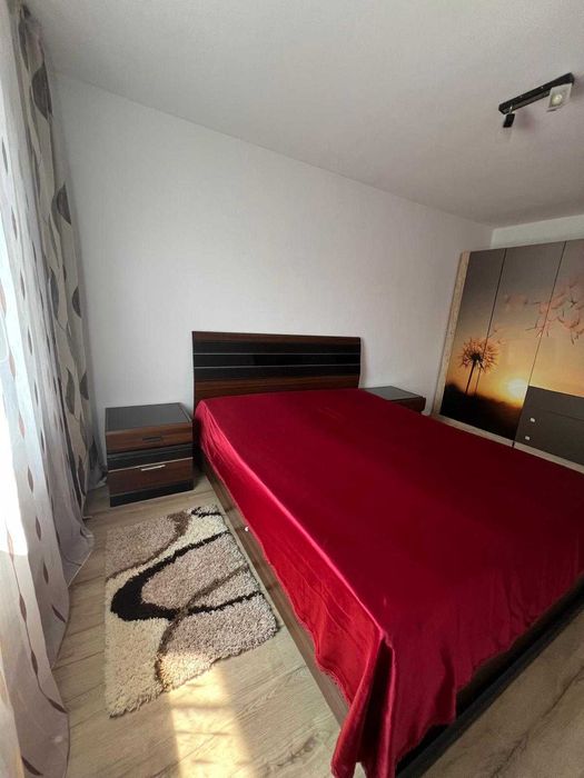 Apartament 3 camere de vânzare