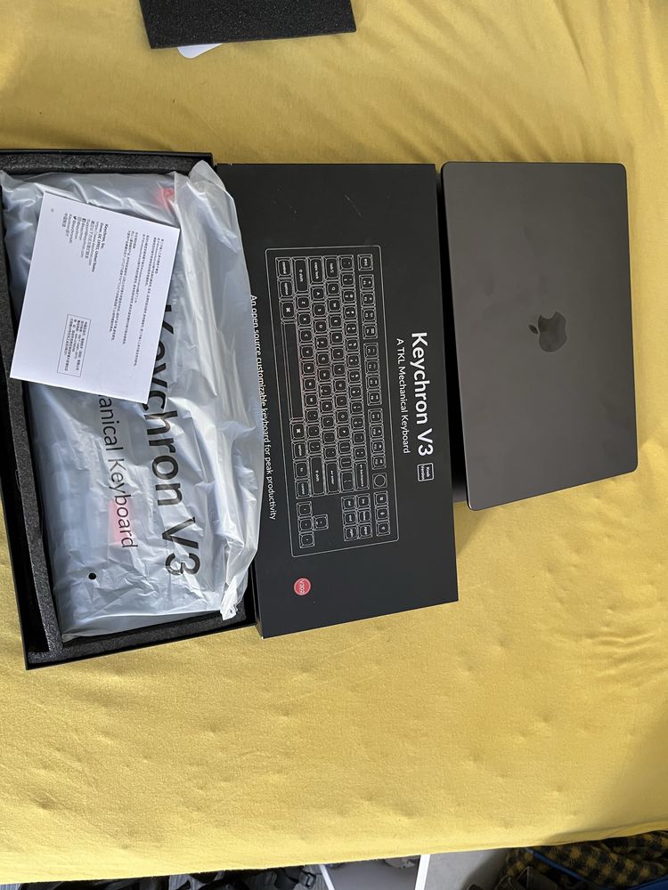 Механична клавиатура KEYCHRON V3 TKL KNOB QMK