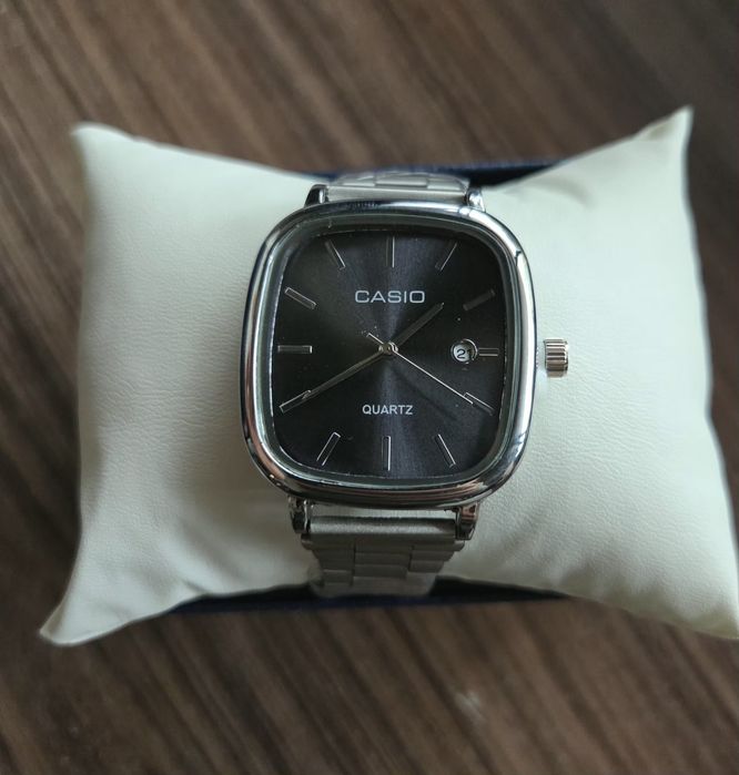 Ръчен часовник Casio