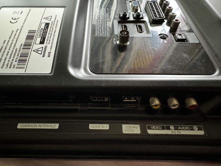 Телевизор 32” Samsung  модел LE32C530F1WXZF