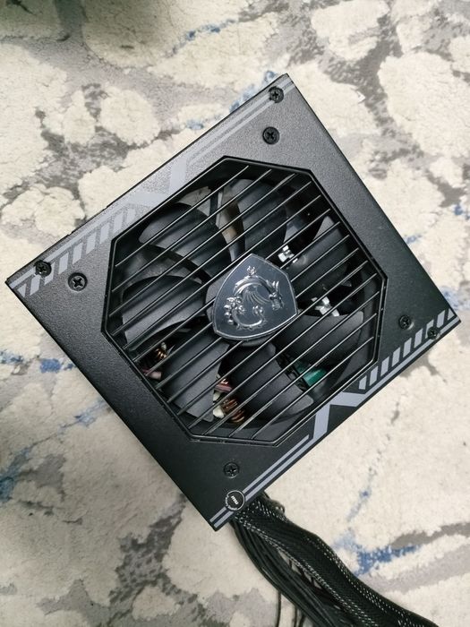 Sursa MSI MAG 550W