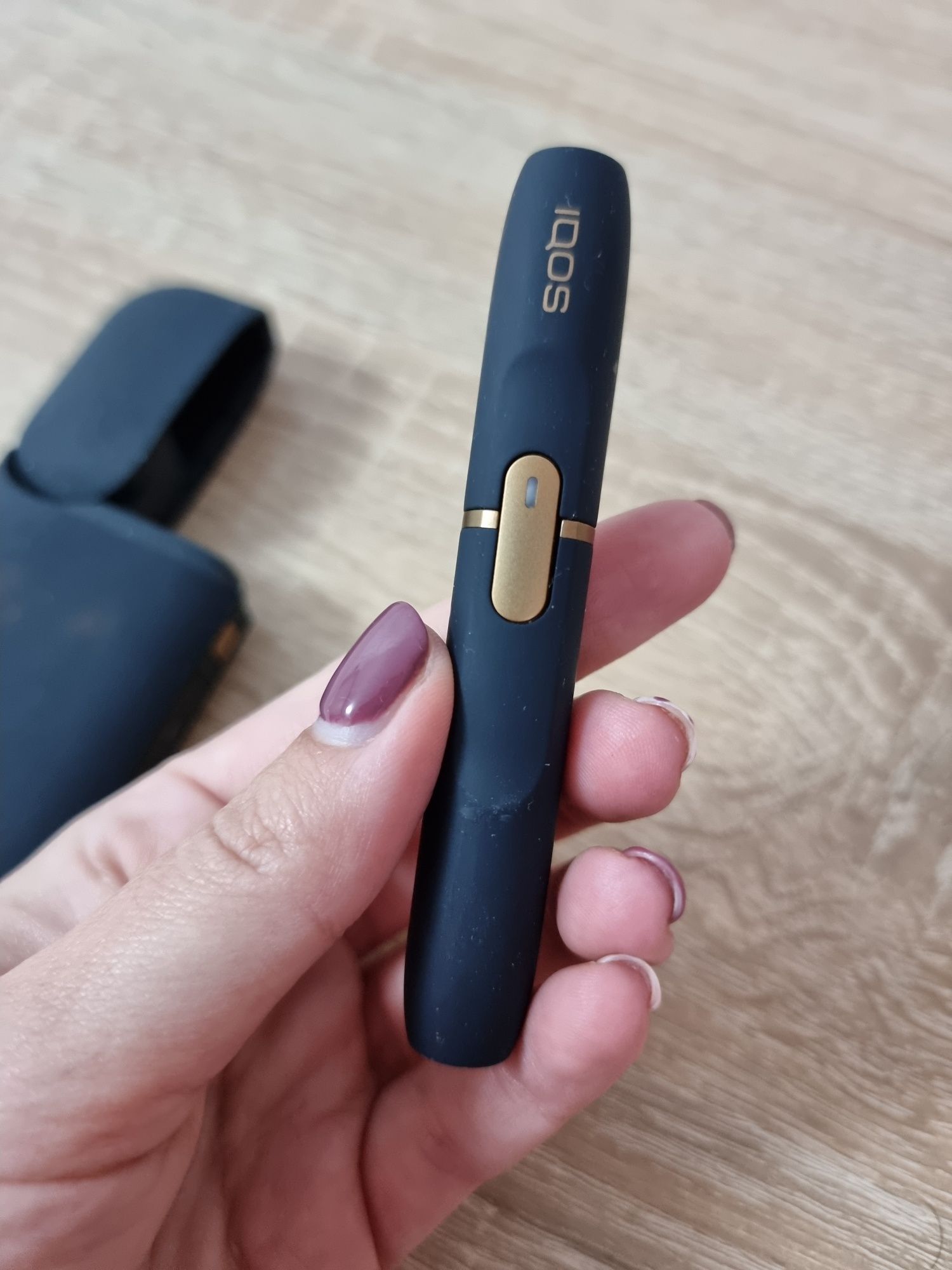 Iqos negru editie limitata