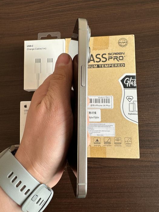 iPhone 15 Pro Max Natural Titan, 512Gb, ca nou