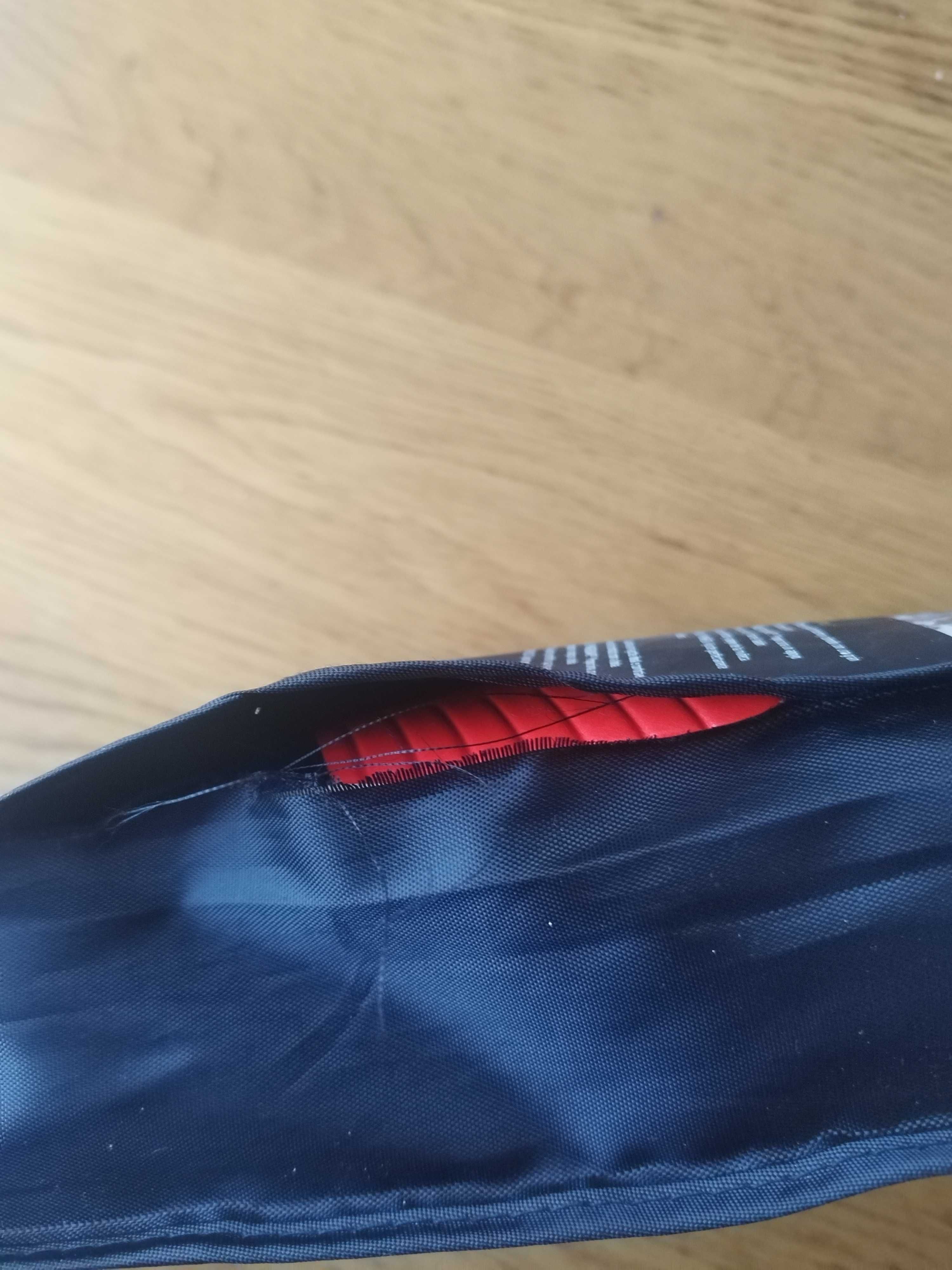 Футболни ръкавици марка Adidas
