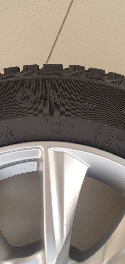 Шины зимние MICHELIN X-ICE NORTH 4 > 185x65x15