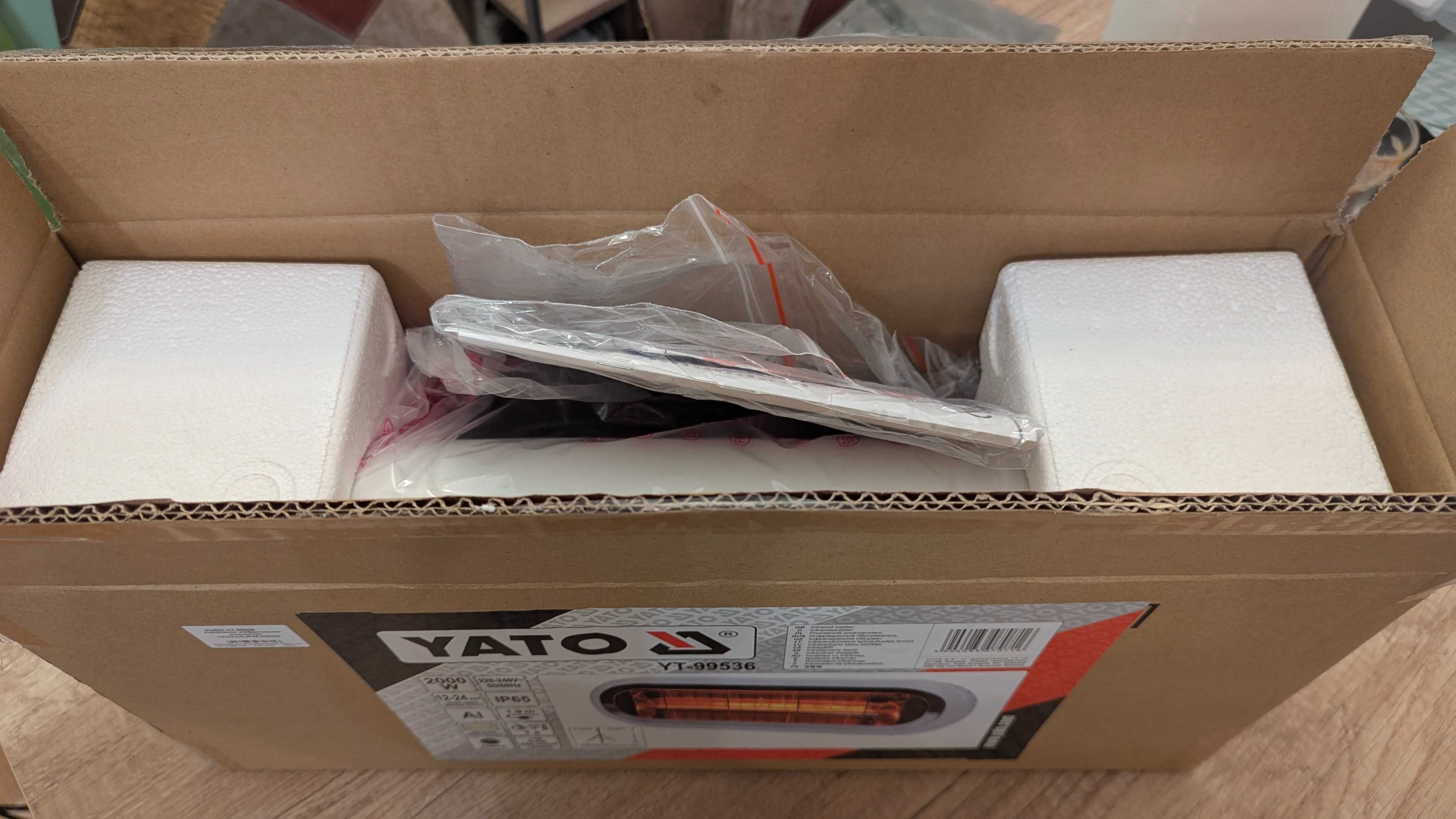 Халогенен инфрачервен отоплител, печка за баня YATO, LG, IP65, 2000 W