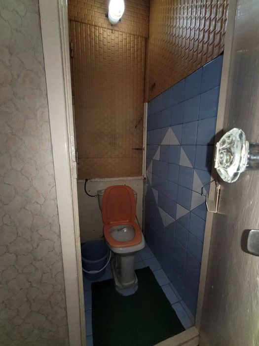 Срочно!!! Юнусабад 2кв Шахристанский 2/4/4. 54м² Зеркальный, Не торец