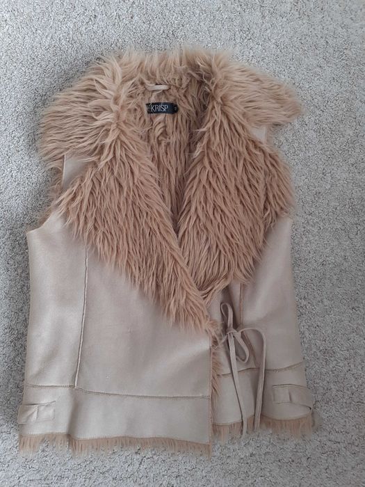 Vesta din imitație de piele întoarsă