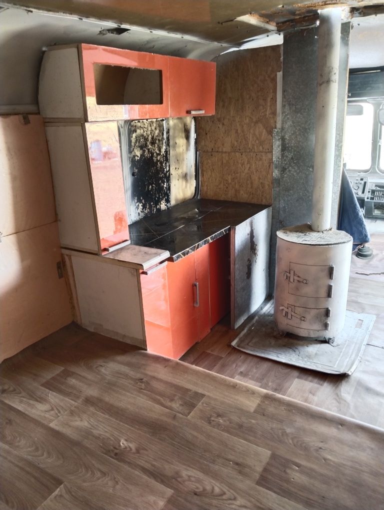 Автобус дом на колесах