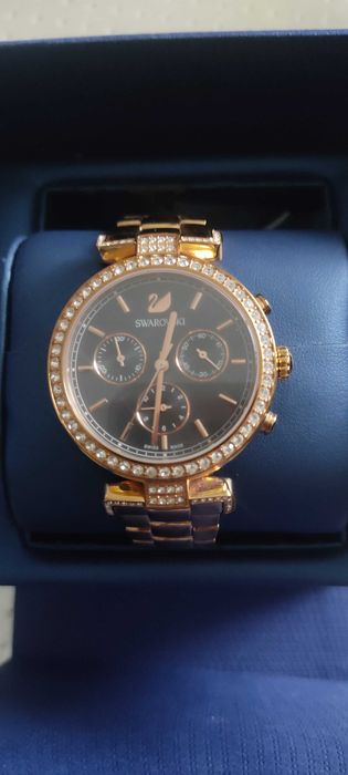 Женские наручные часы