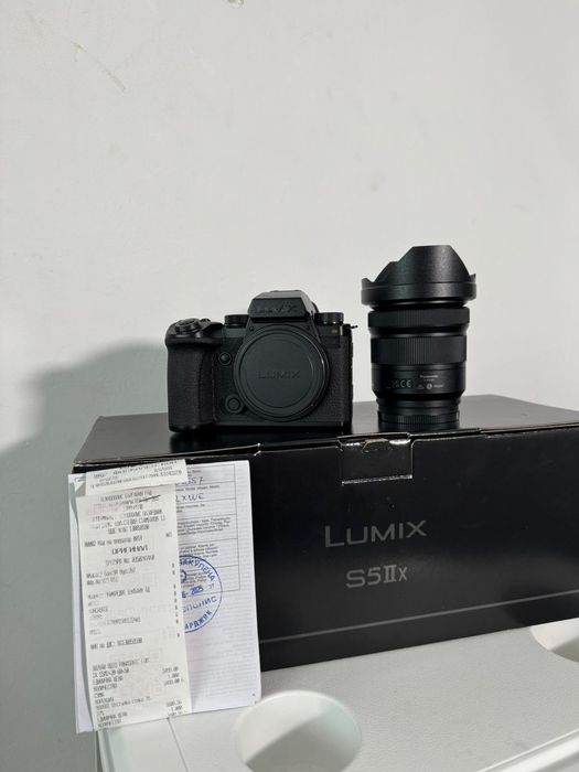 Panasonic Lumix S5 IIX + обектив Panasonic S 20-60mm в Гаранция