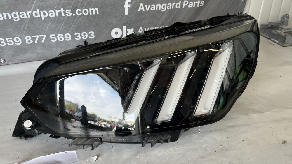 Ляв фар Peugeot 208 (2012-2019)