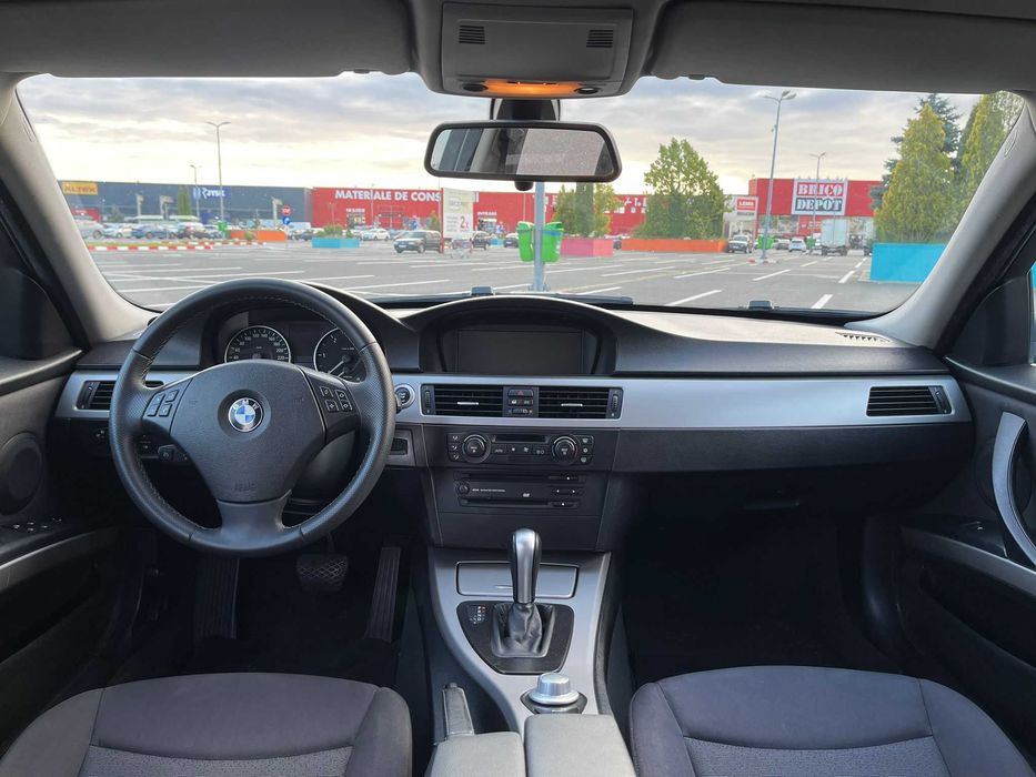 Vand BMW E90 320D automat