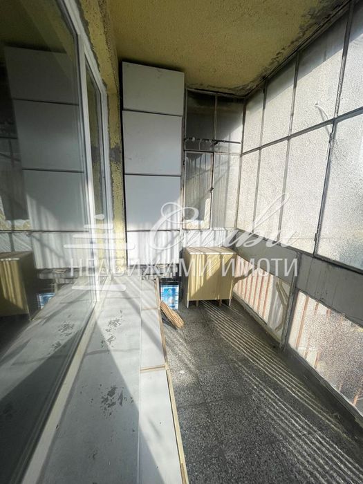 Двустаен апартамент - кв. Боян Българанов 1