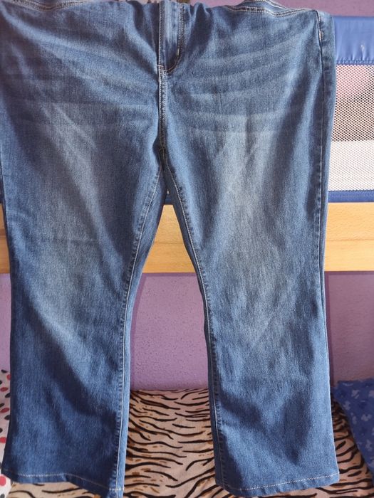 Blugi noi marime mare