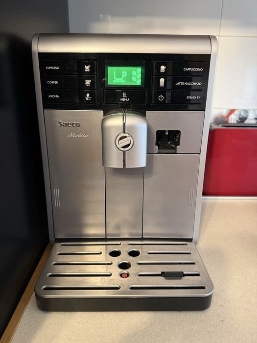 Vand espressor cafea Saeco Moltio