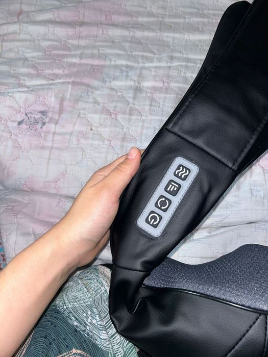 Спочно срочно продам массжер для спины и тела  за приемленую  цену