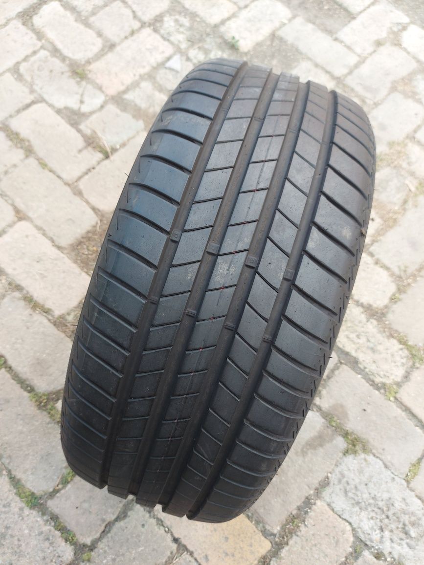 O bucată 225/40 R18 92Y XL vară - una Bridgestone Dunlop Michelin
