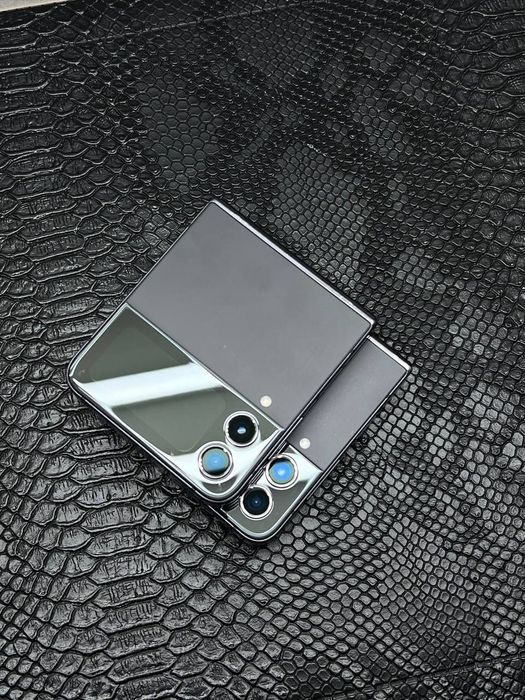 Samsung Galaxy z flip 4