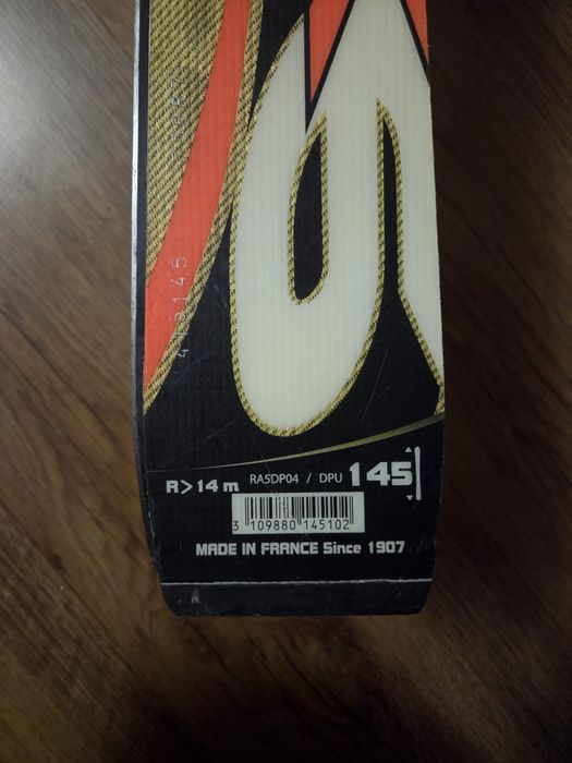 Schiuri Rossignol 145 cm