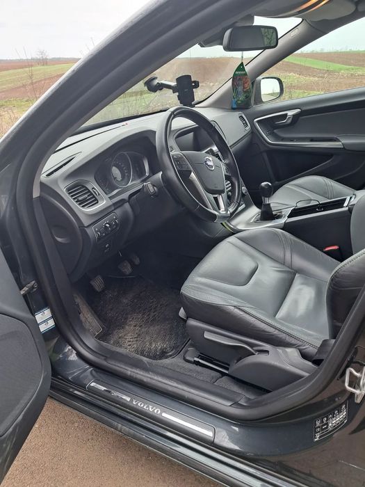 Volvo V60 VOLVO V60 D2 DRIVEe Start Stop Momentum