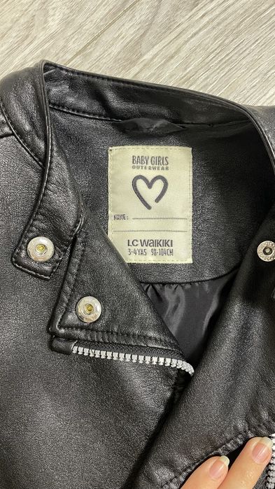 Куртка кожанная 98-104 р.