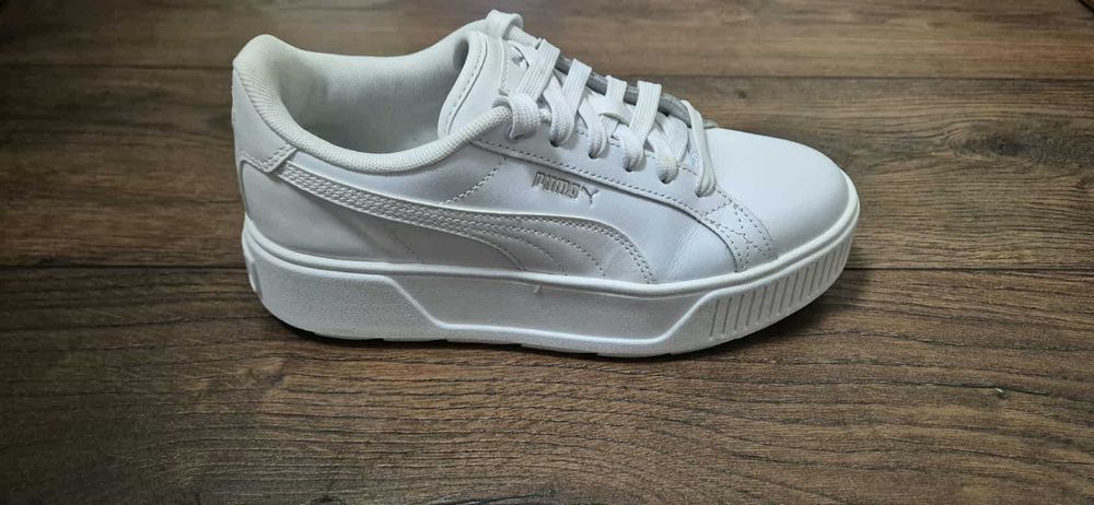 Спортни бели обувки Puma Karmen