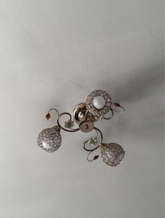 Люстра хорошие состояние б/у