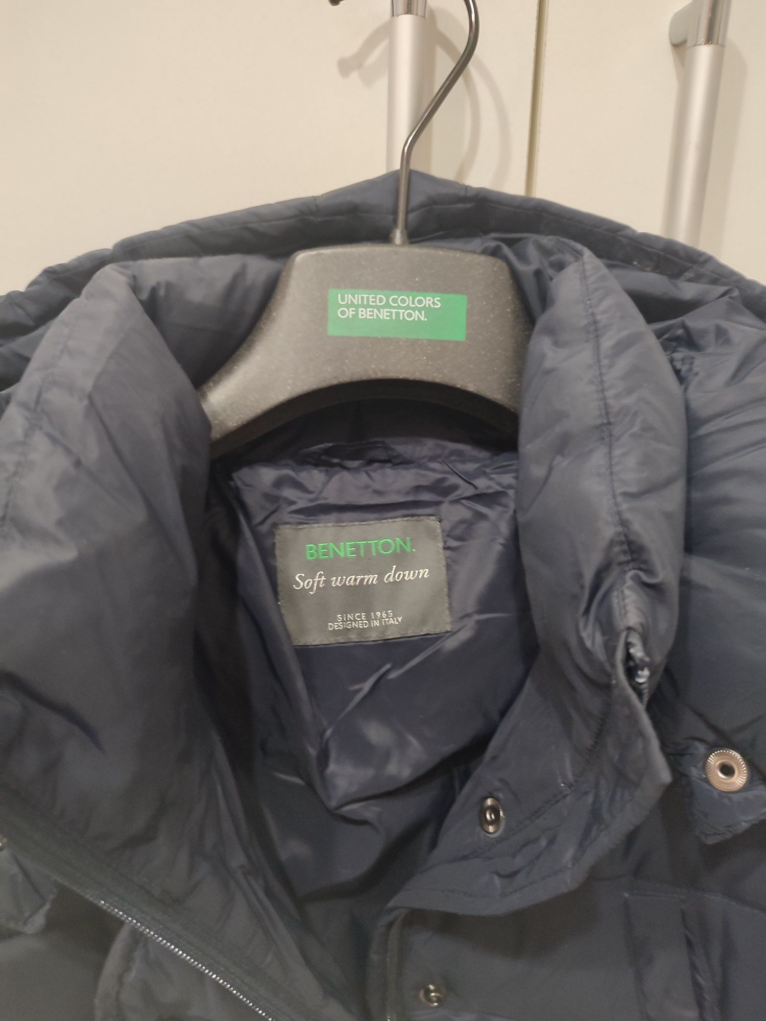 Benetton яке от пух и пера ,S размер
