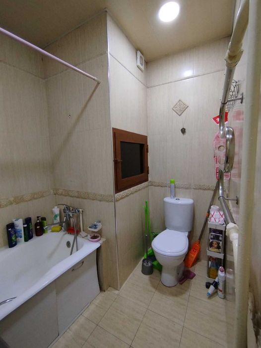 Юнусабад 13кв Продам 2/2/4