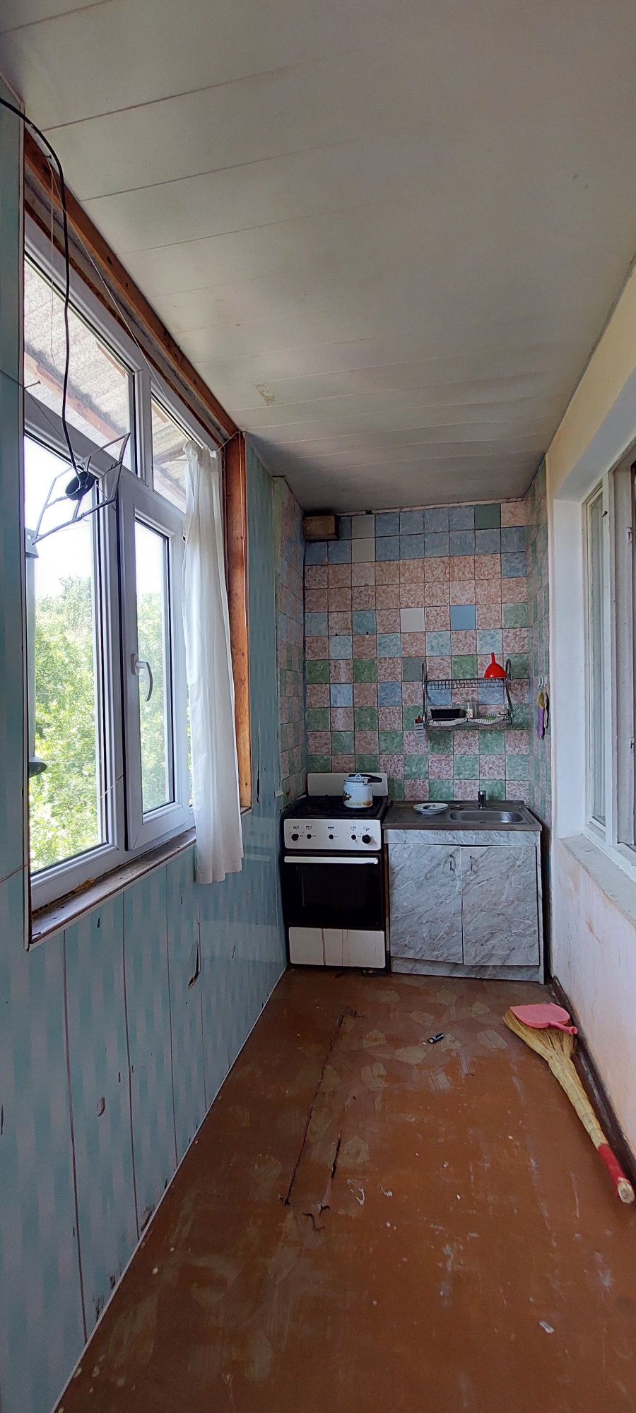 Срочно ТТЗ-2 Базар 2п3/4/4 Продается Квартира
