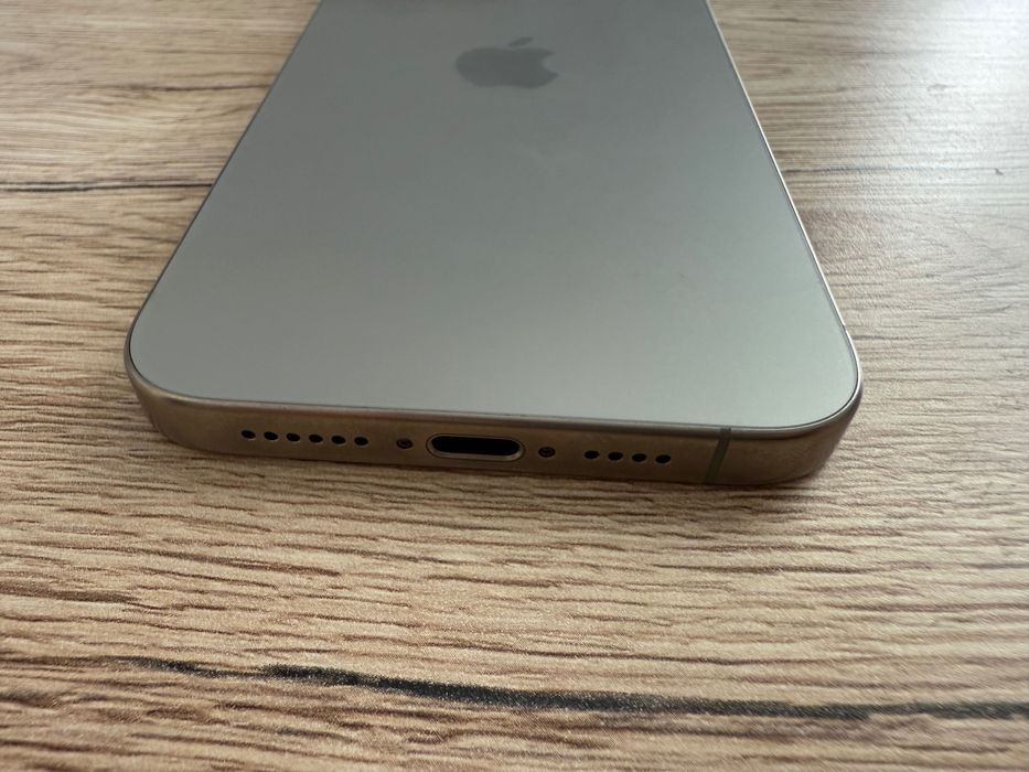 Iphone 15 pro max 256GB natural 1г гаранция