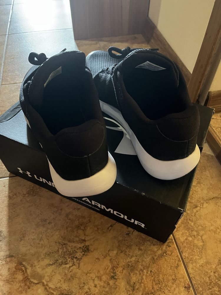 Under Armour 45,5