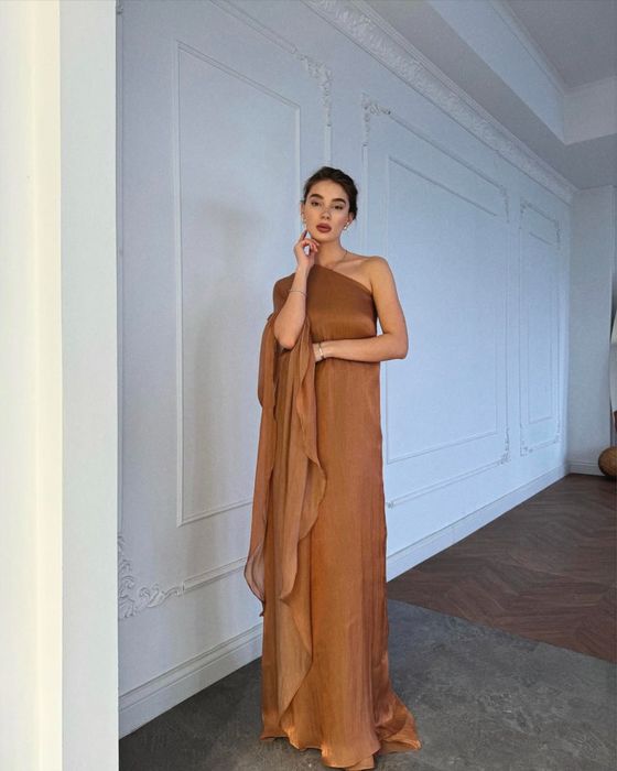 Красивое платье XS