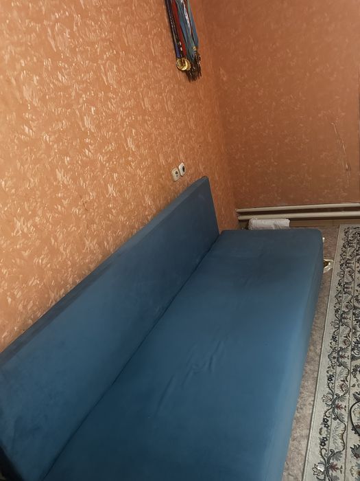 Диван в отличном состояние