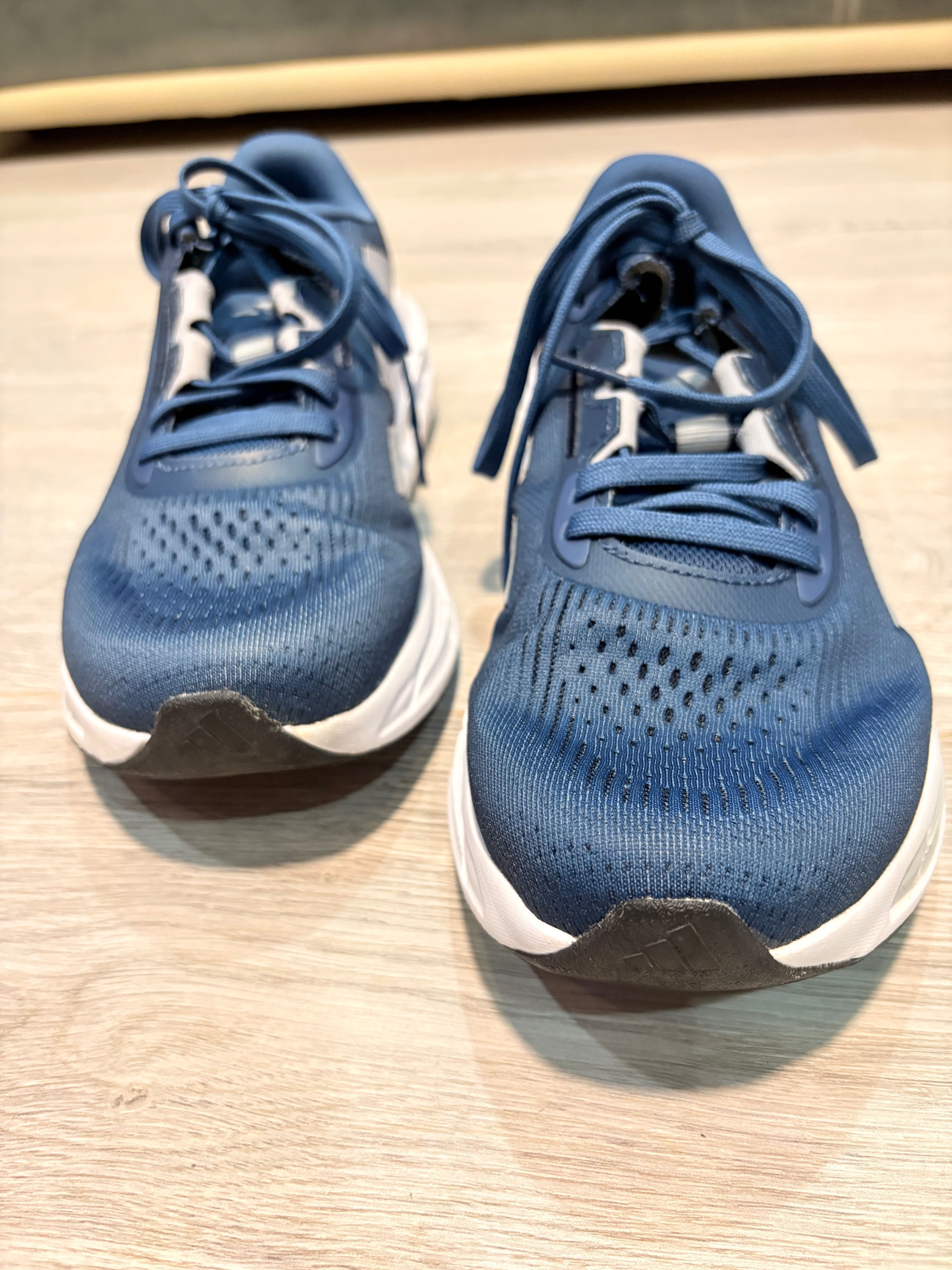 Летни маратонки adidas номер 44.5