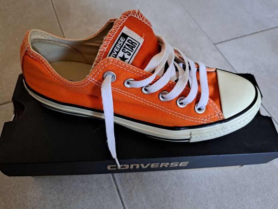 Tenesi Converse dama