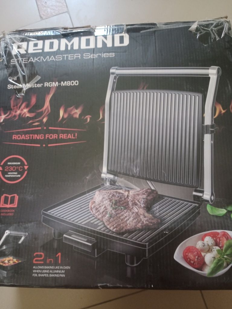 Гриль - Духовка Redmond RGM M800:2в 1